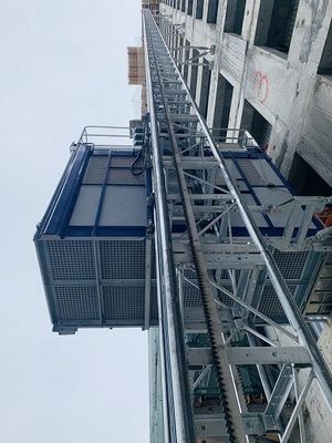 1.6ton/Cage Goods Hoist Lifts/ passenger hoist with VFD cotrol/ hot galvanized mast and cage  customized hoist