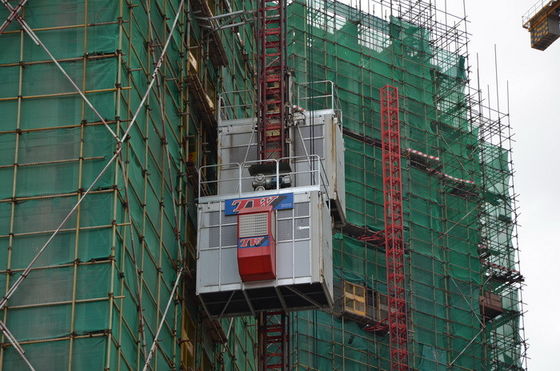 Passenger 3000kg 63m/Min Building Construction Hoist Middle Speed