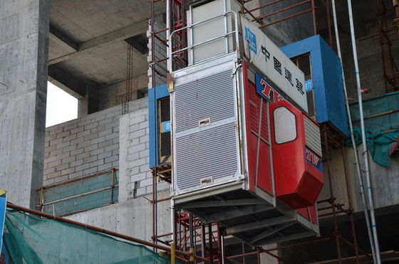 30m/Min Fixed Speed Construction Passenger Hoist Lift SC200