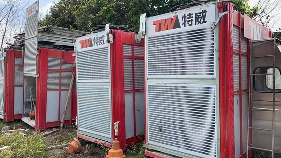 Passenger Material 37kw Building Construction Hoist Bevel Heicial Gearbox/Construction Elevator for Construction